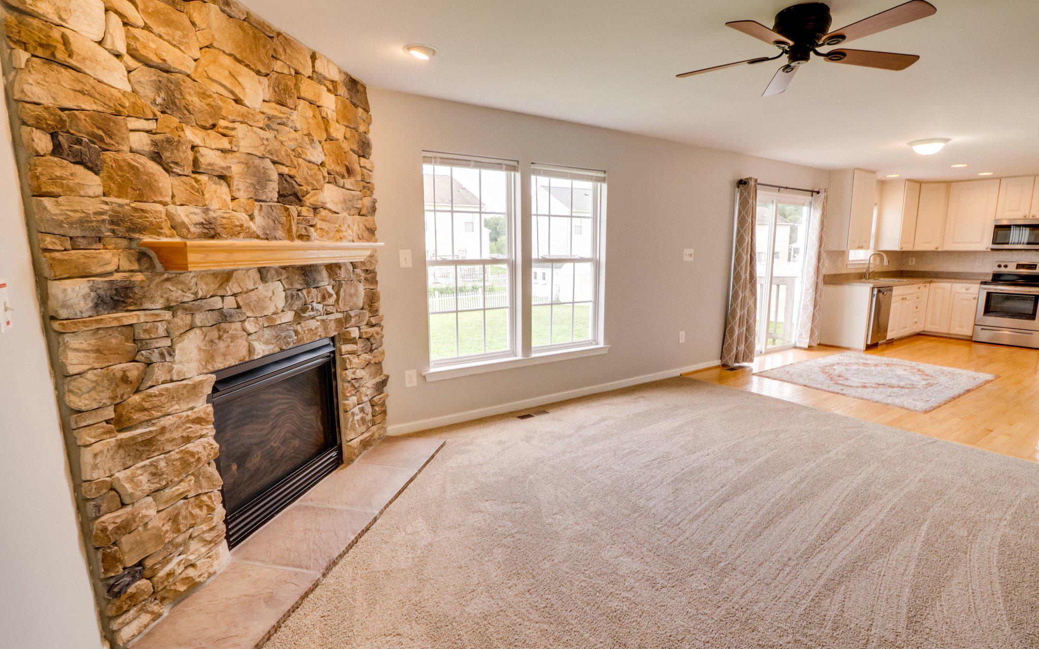 369 Theater Ln Property Photo 6