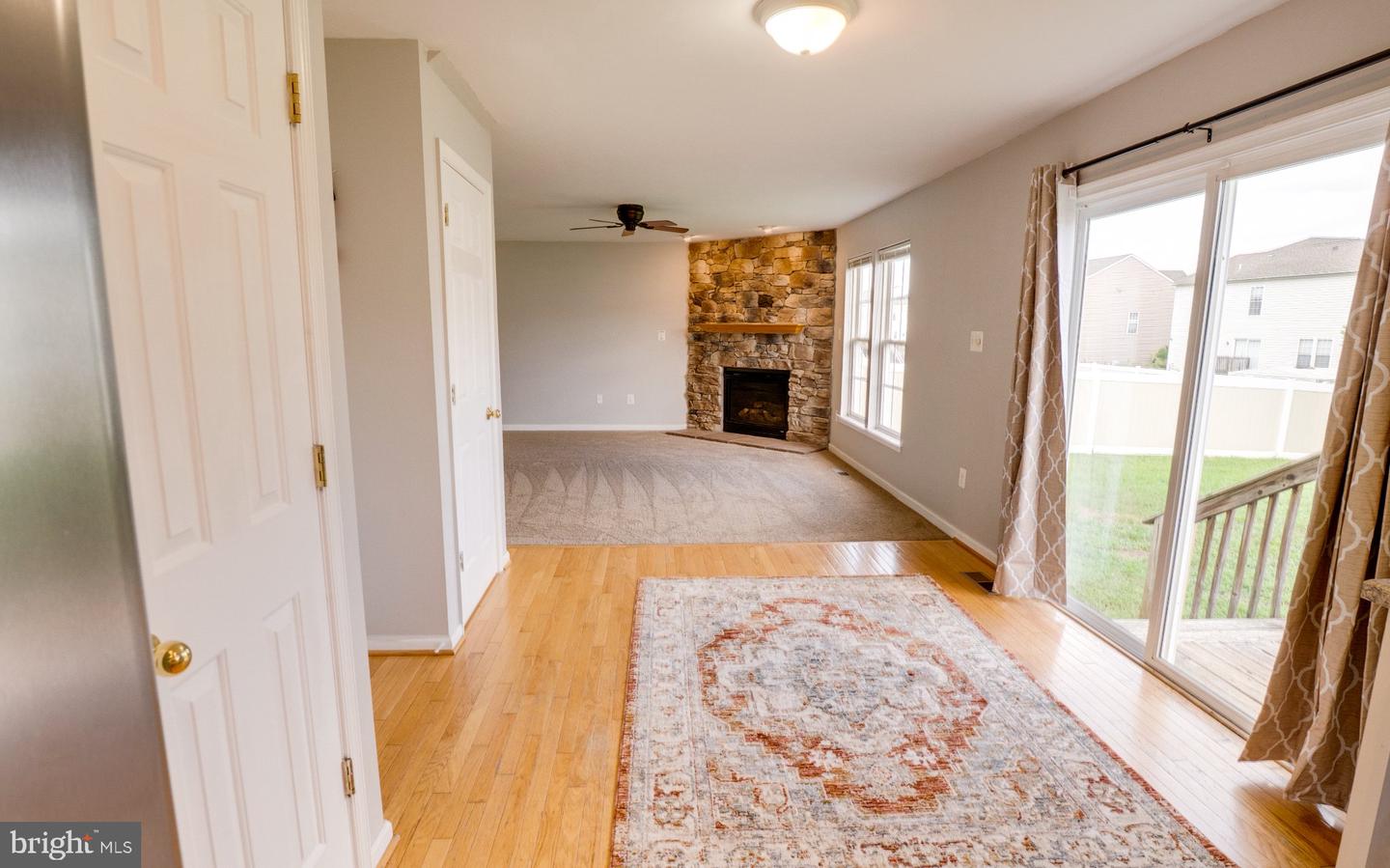 369 Theater Ln Property Photo 10