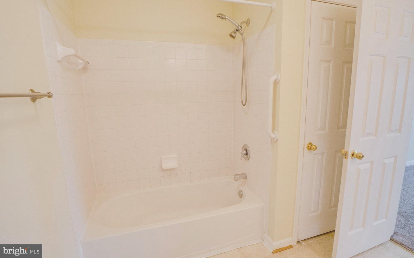 369 Theater Ln Property Photo 22