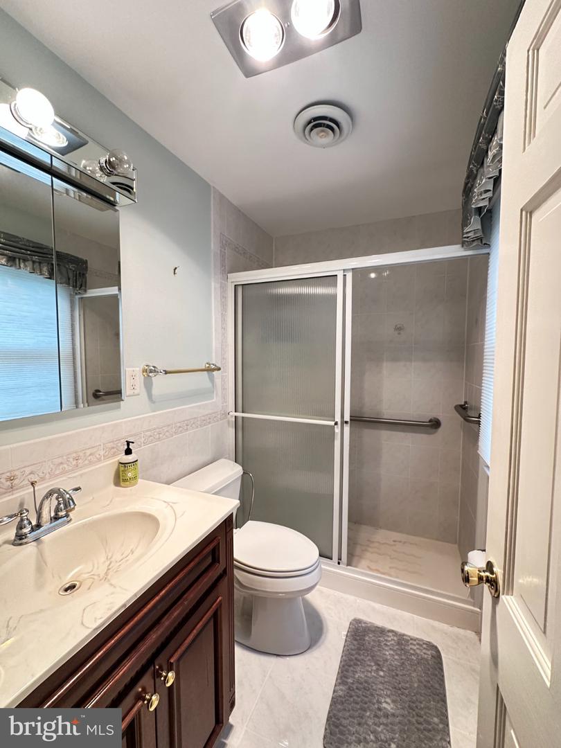 56 Candlewick Dr Property Photo 27