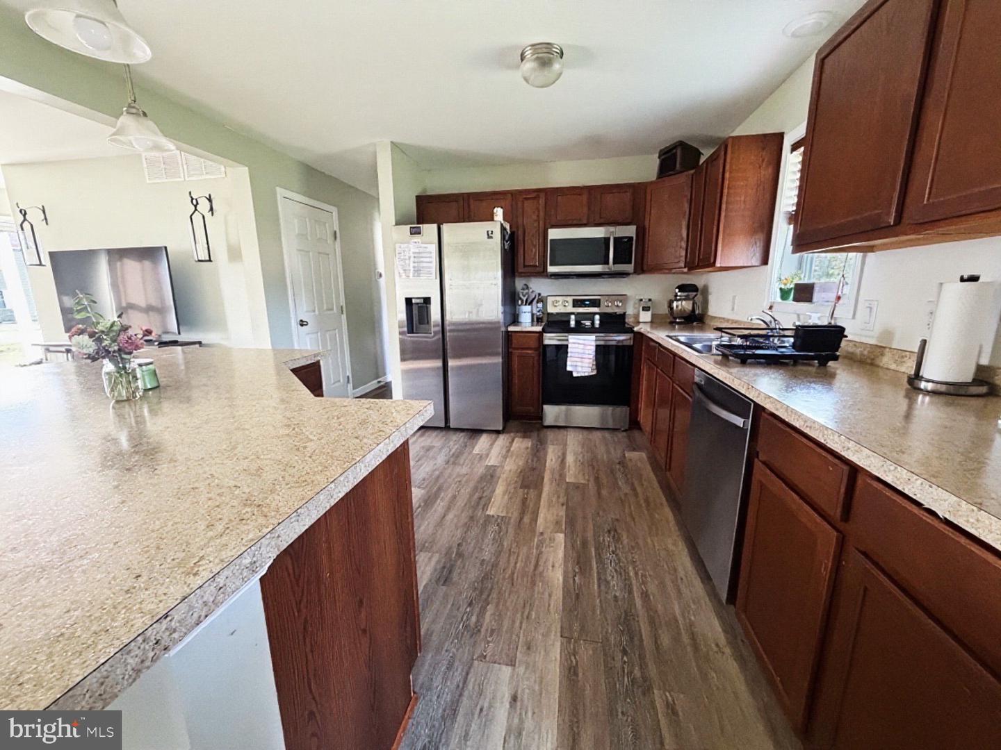 25 S Govan Ave Property Photo 6