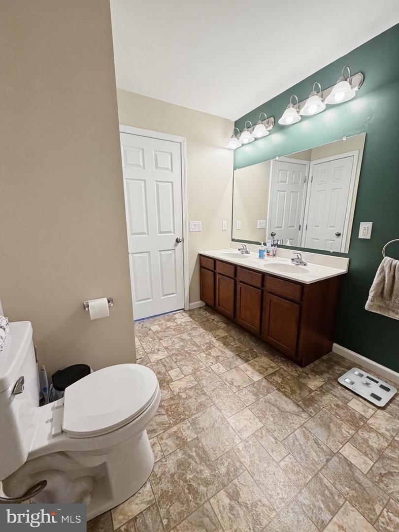 25 S Govan Ave Property Photo 11