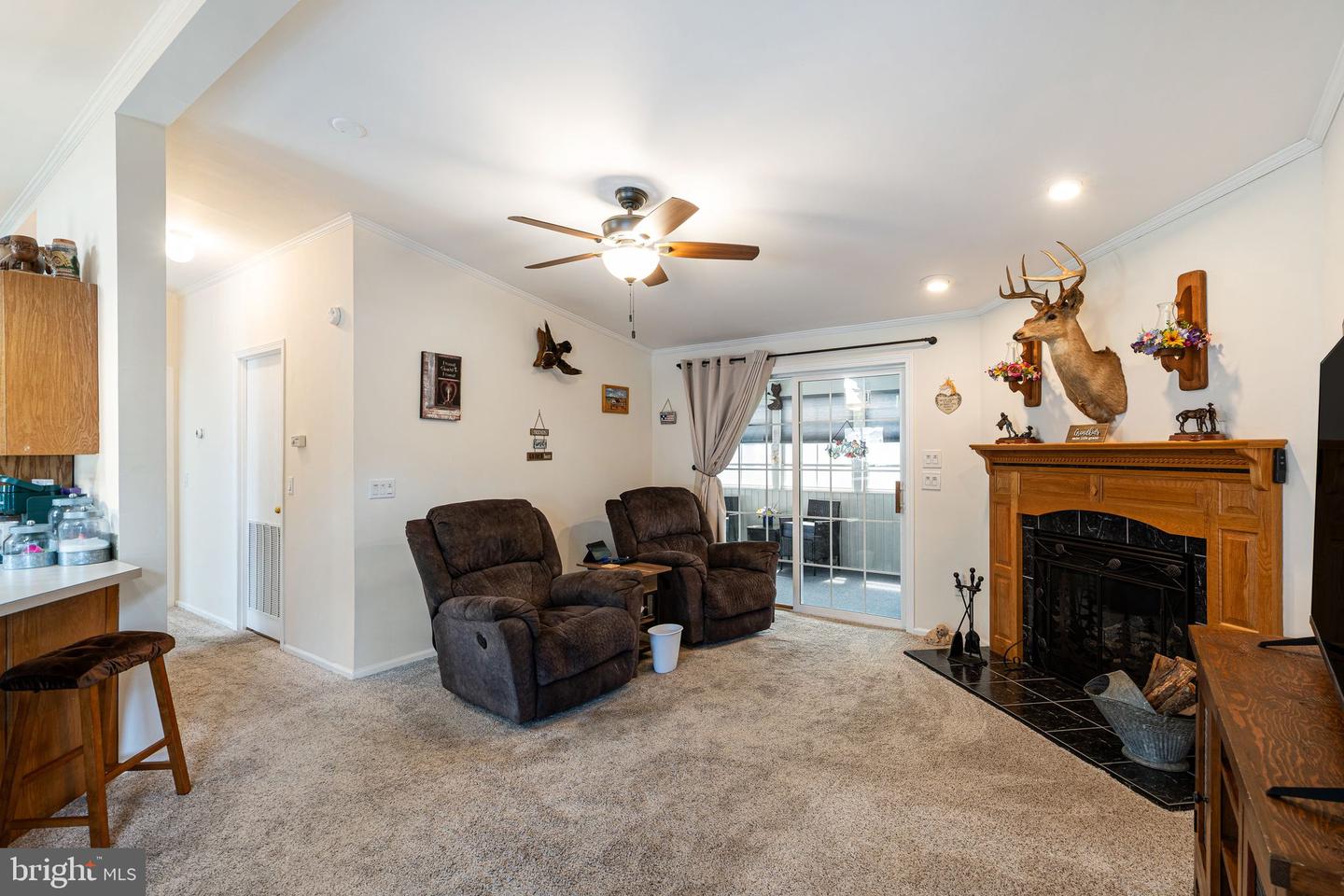 815 Farrall Dr #815 Property Photo 8