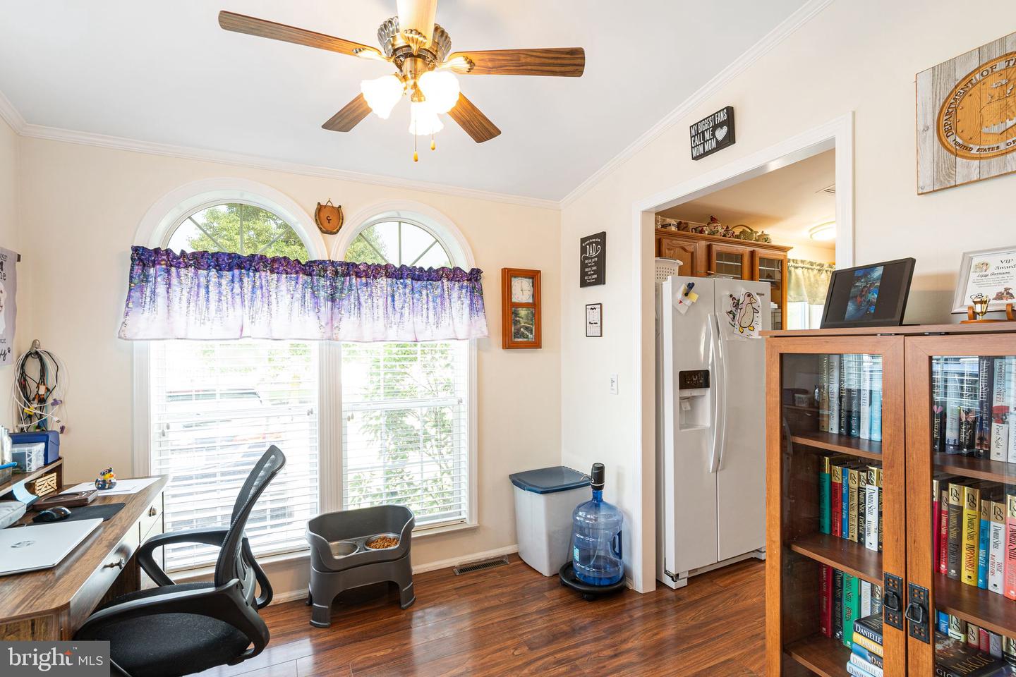 815 Farrall Dr #815 Property Photo 14