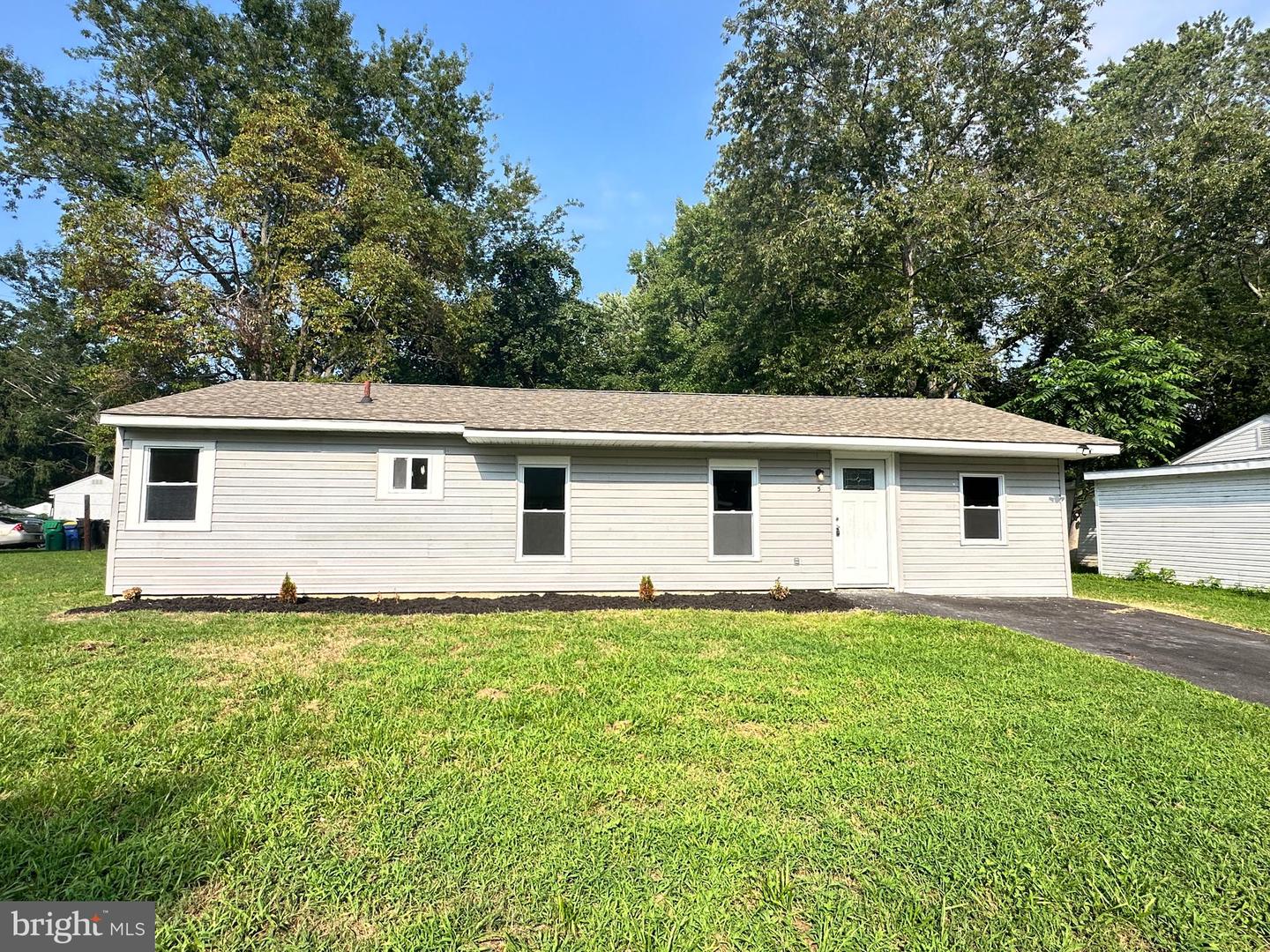 5 S Senator Ave Property Photo 1