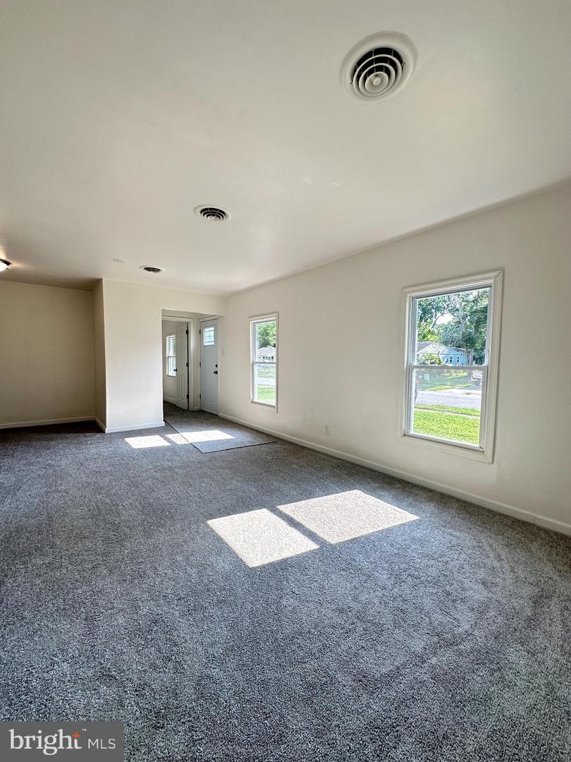 5 S Senator Ave Property Photo 4