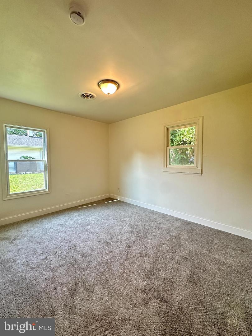 5 S Senator Ave Property Photo 11