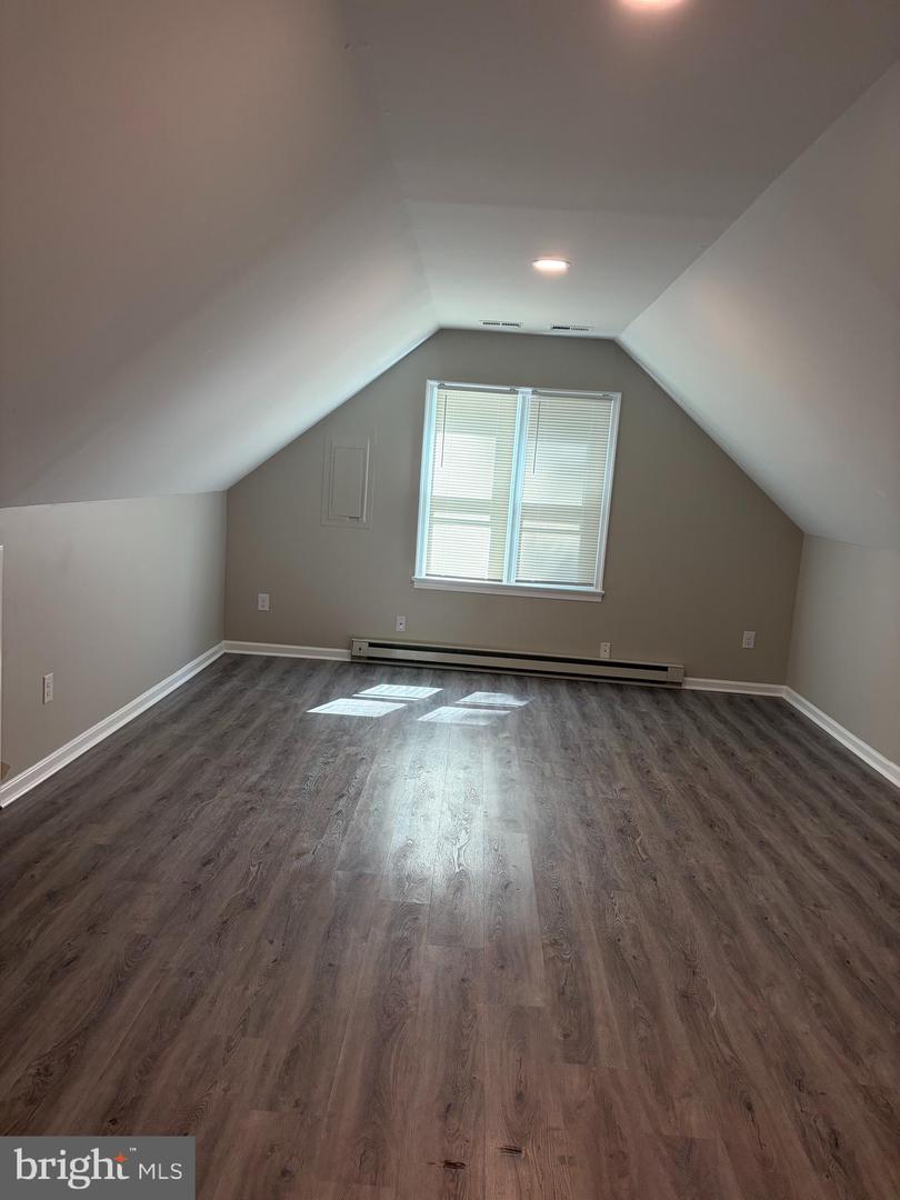 3176 Forrest Ave Property Photo 7