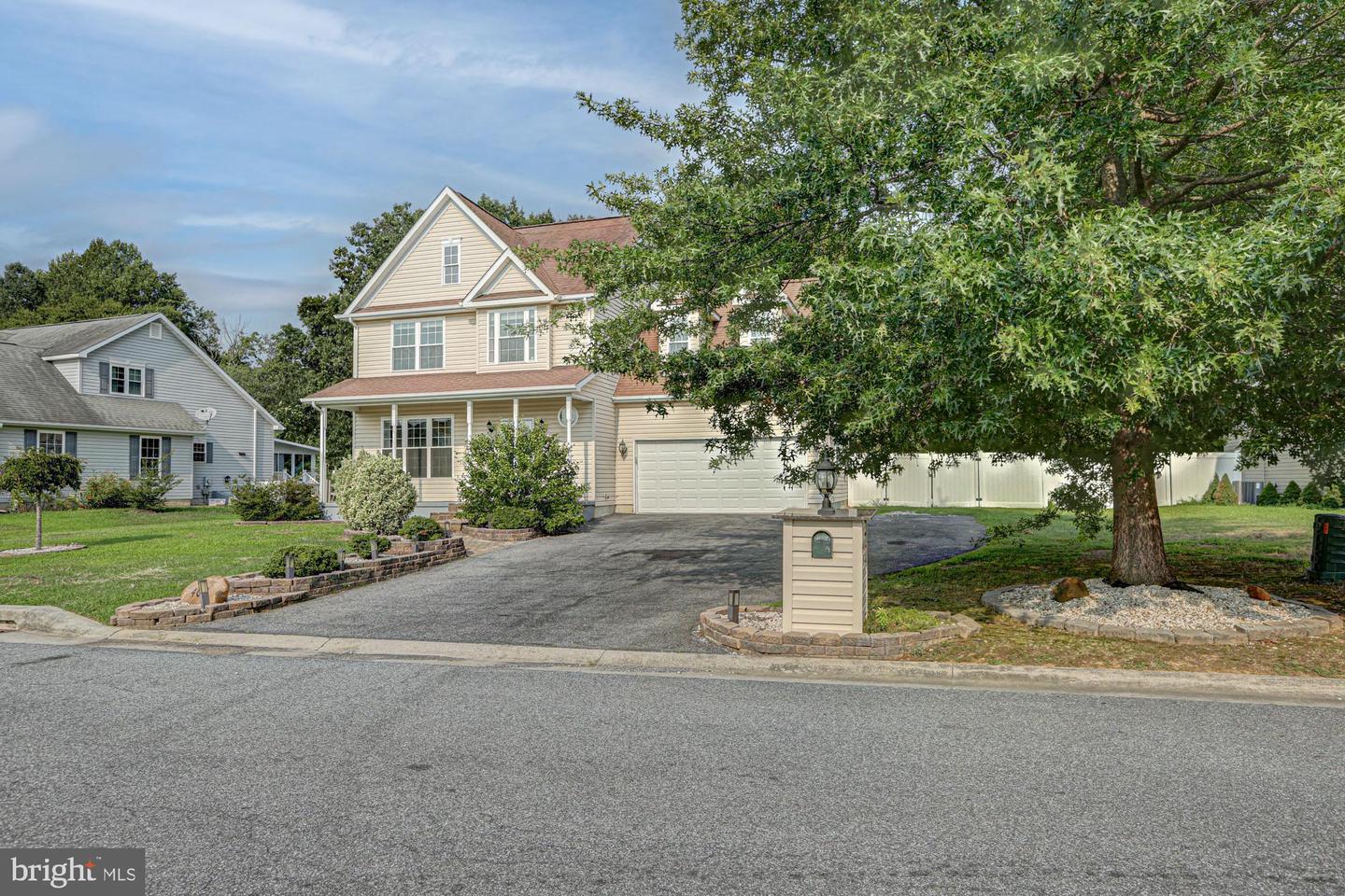 409 India Dr Property Photo 2