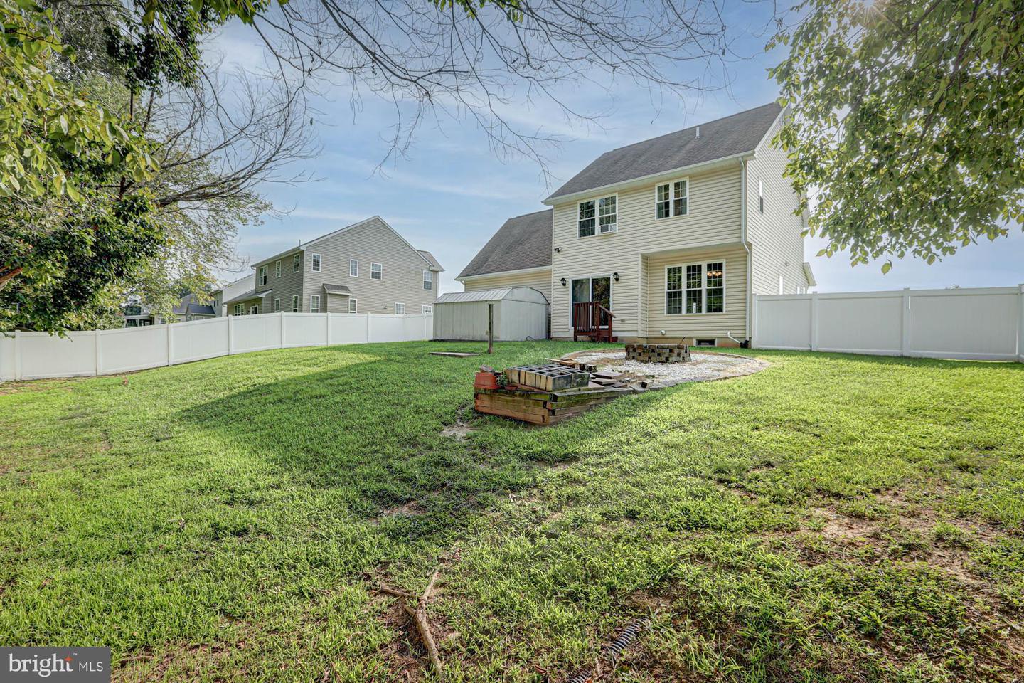 409 India Dr Property Photo 8