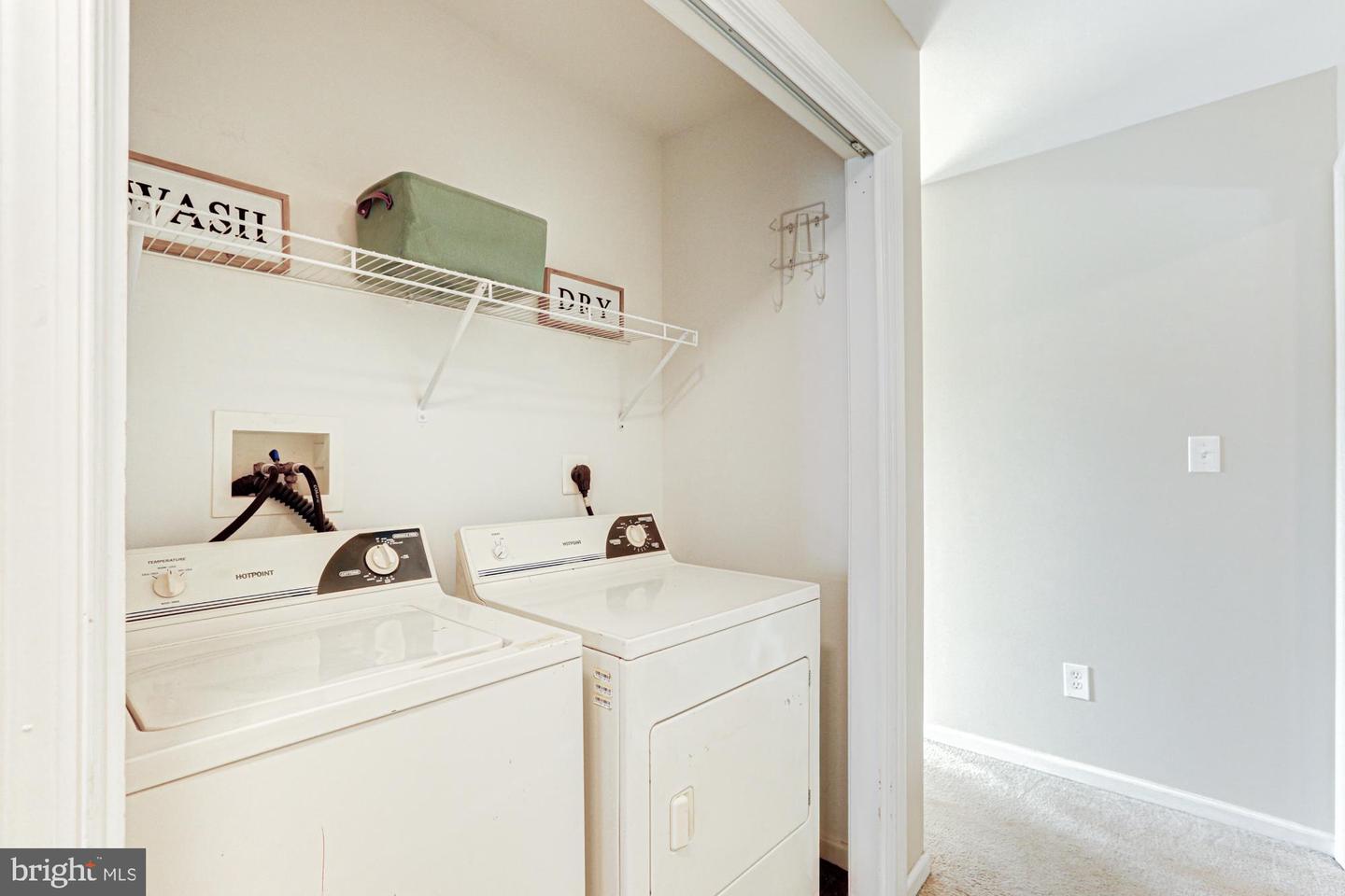409 India Dr Property Photo 28