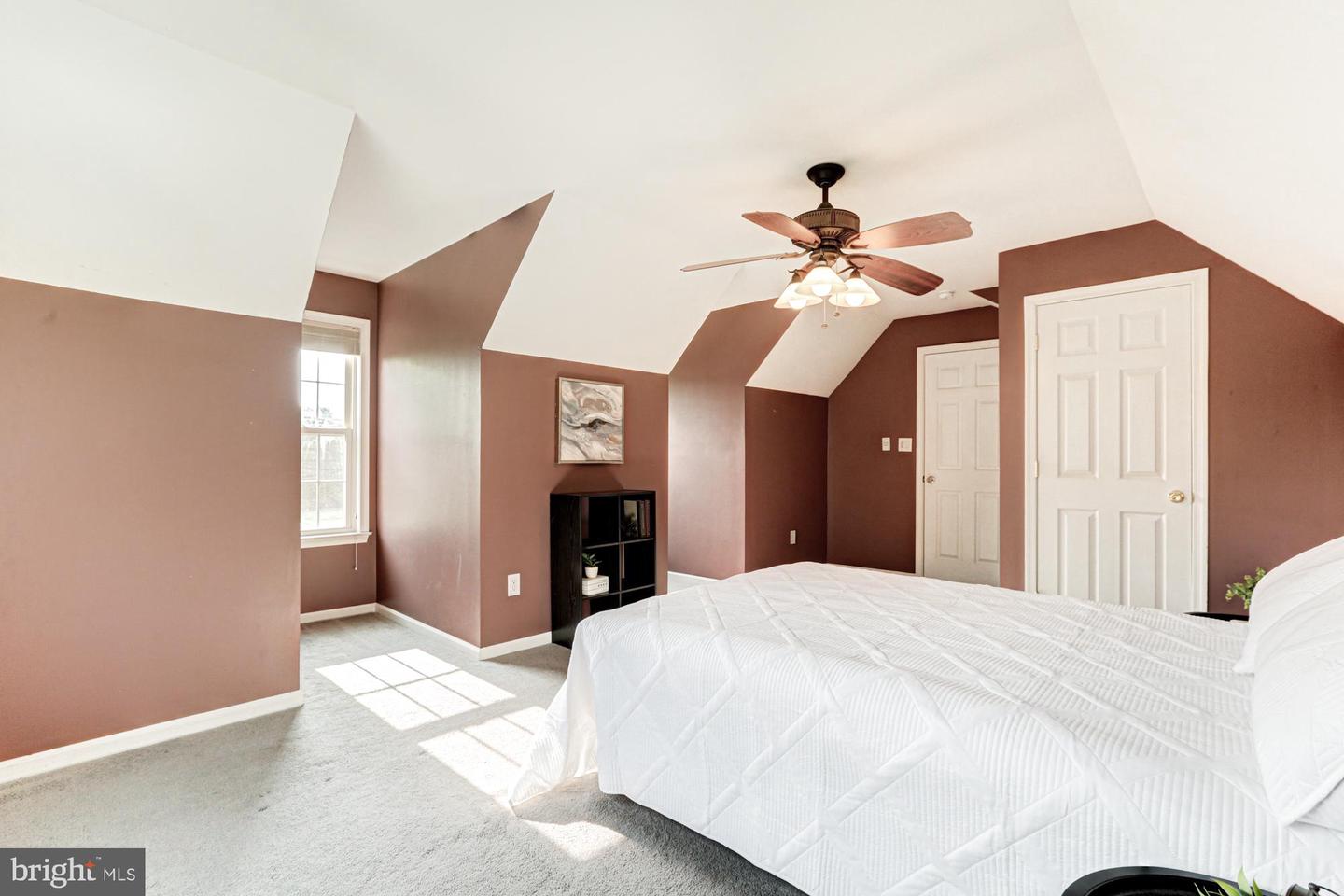 409 India Dr Property Photo 48