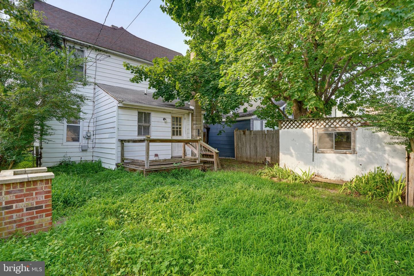 402 Main St Property Photo 14