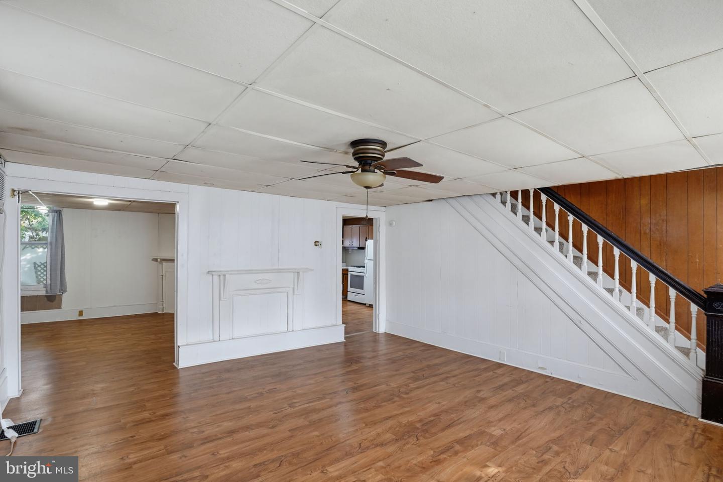 402 Main St Property Photo 18