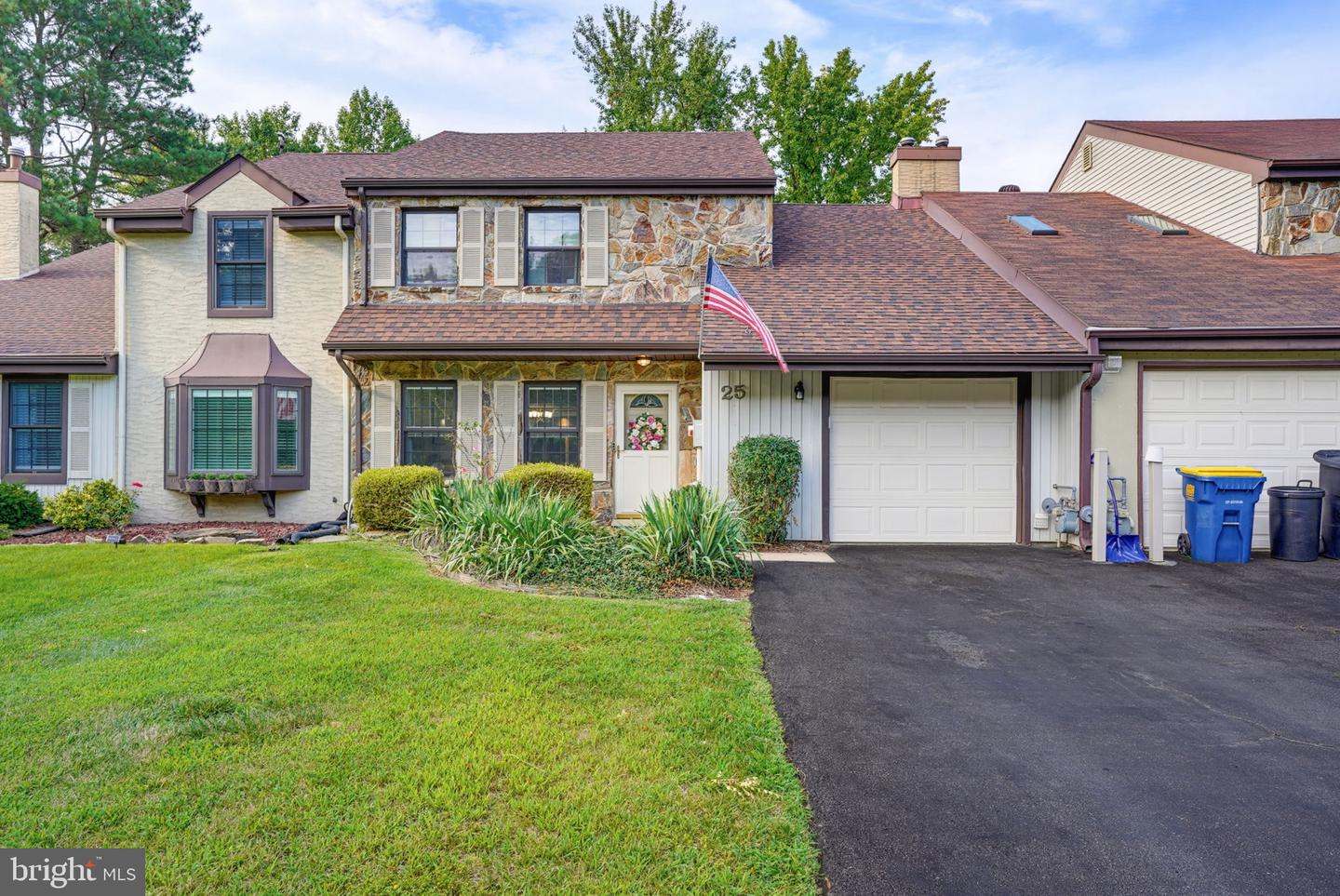 25 S Turnberry Dr Property Photo 10