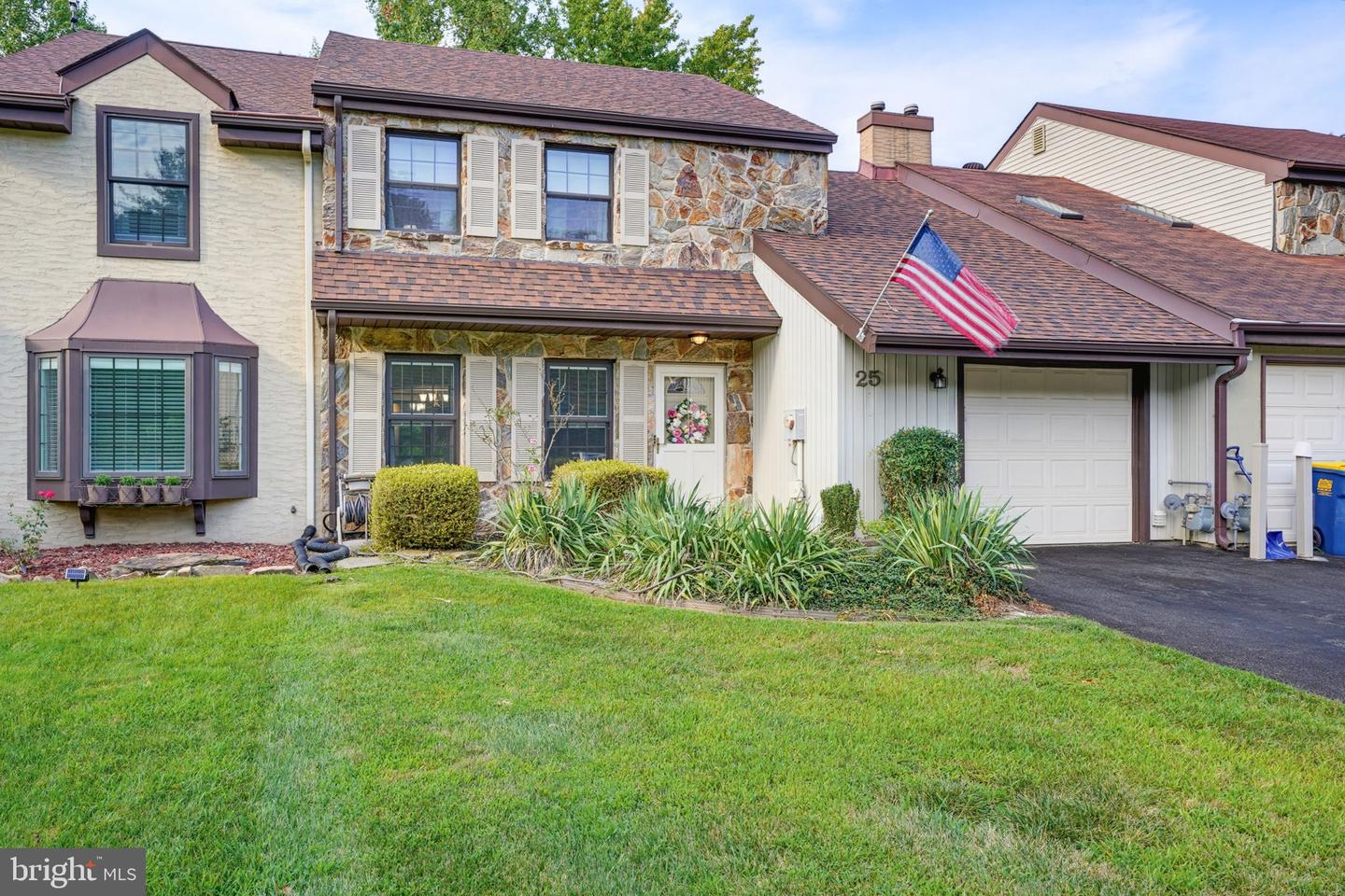 25 S Turnberry Dr Property Photo 11