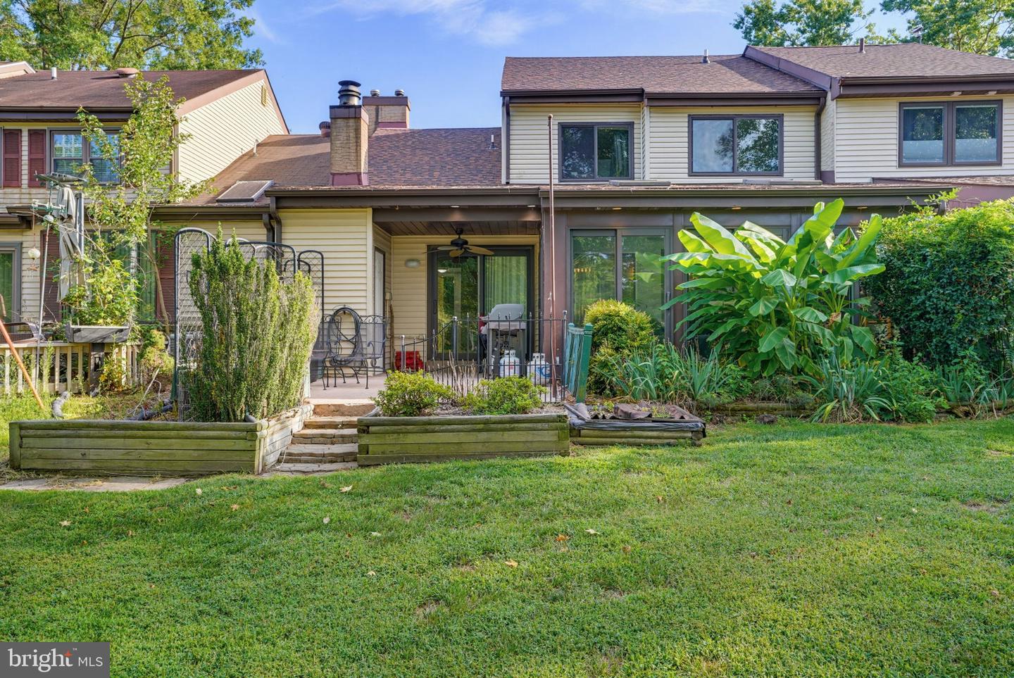 25 S Turnberry Dr Property Photo 14