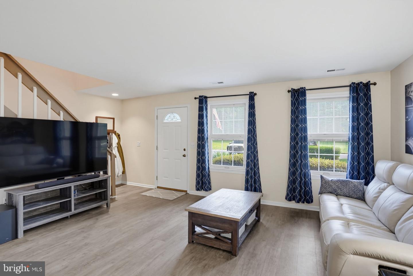 25 S Turnberry Dr Property Photo 18