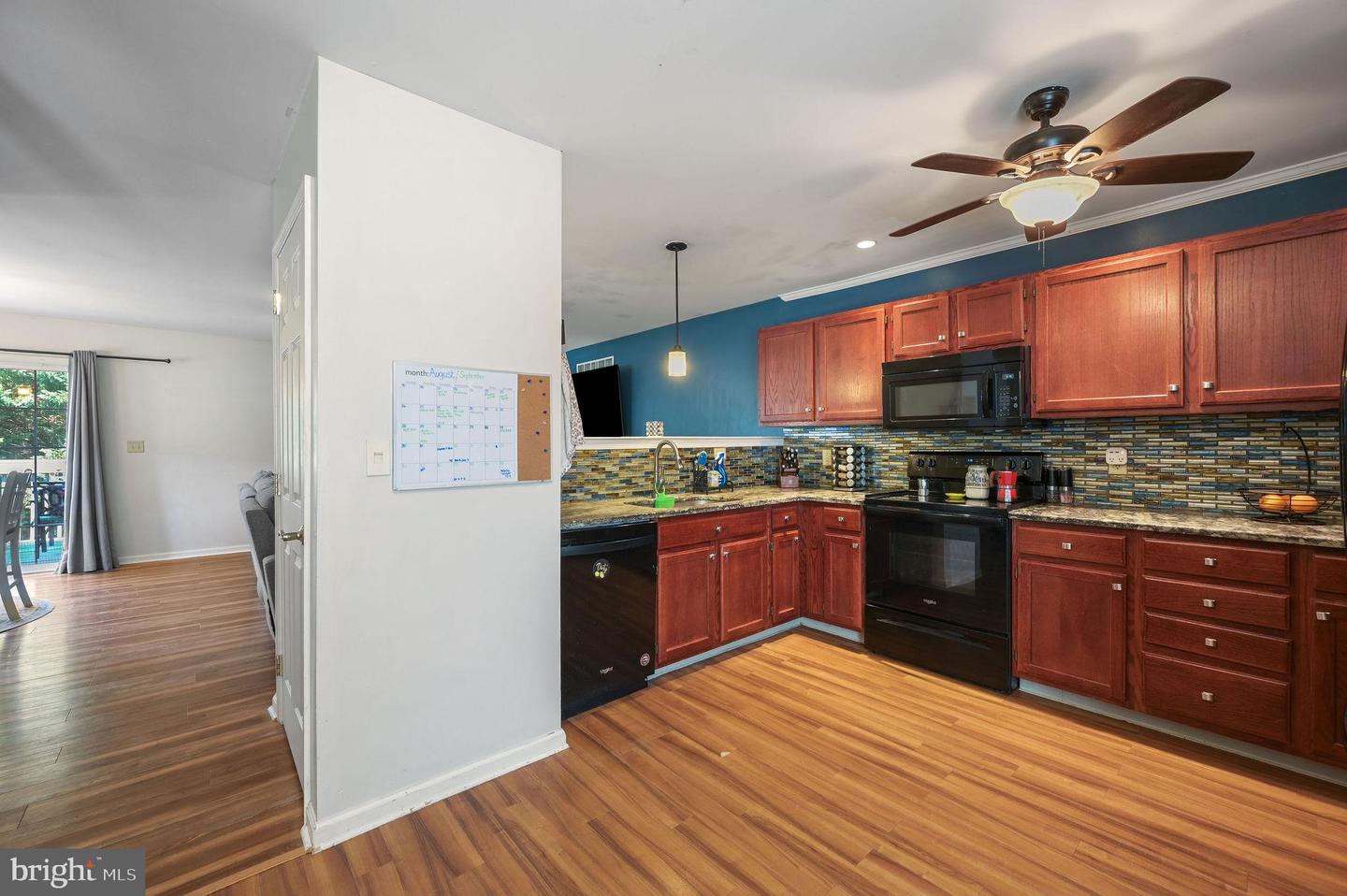 415 Charring Cross Dr Property Photo 12
