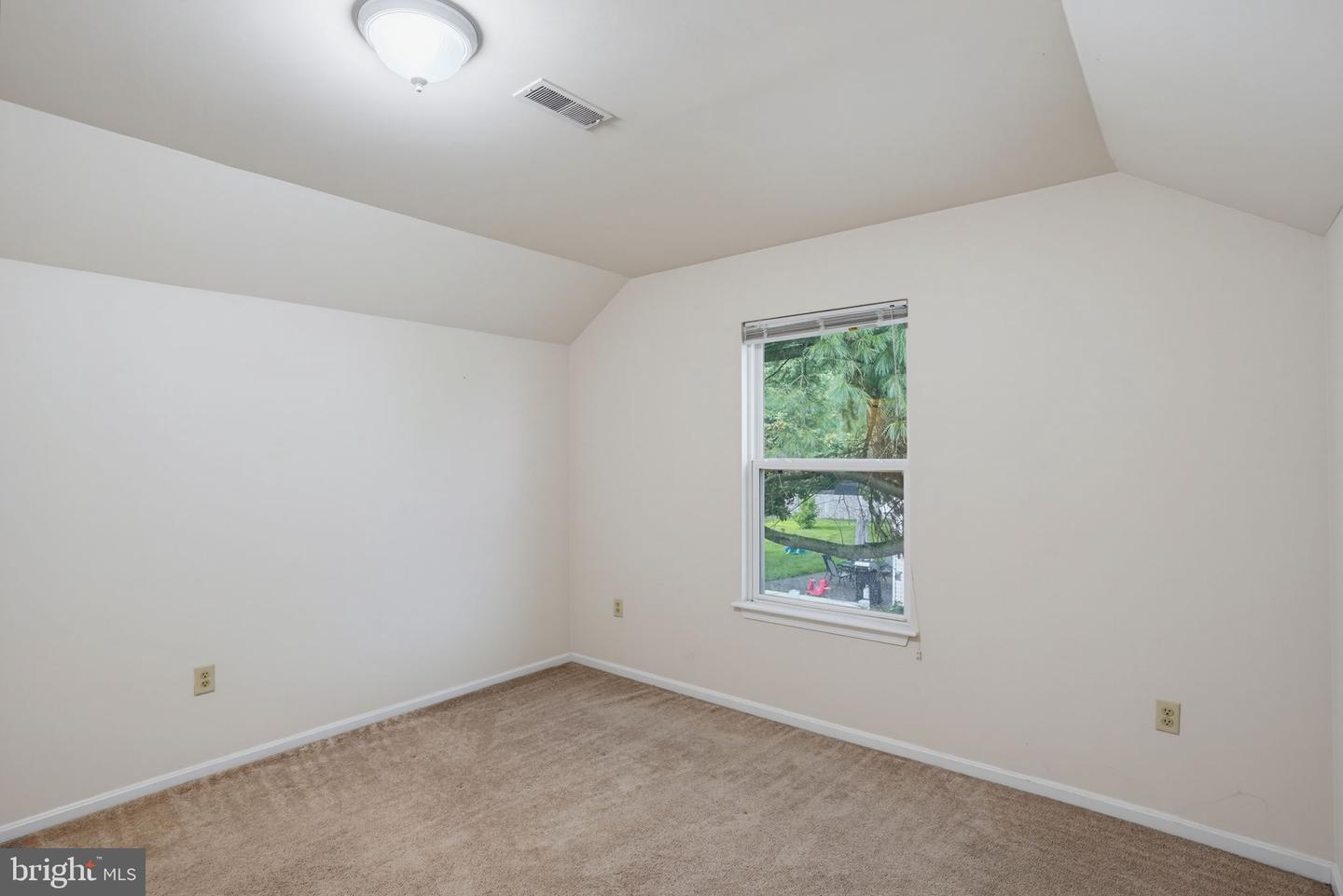 21 Crosley Ct Property Photo 23