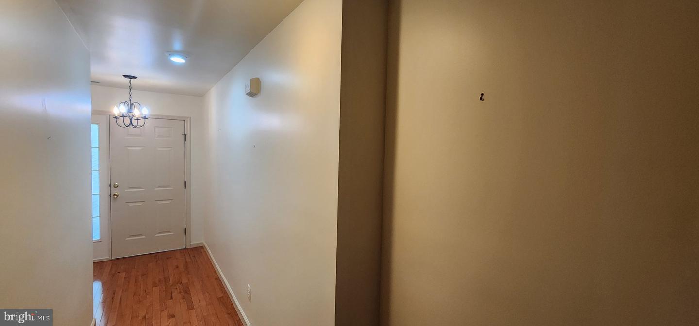28 Houston St Property Photo 8