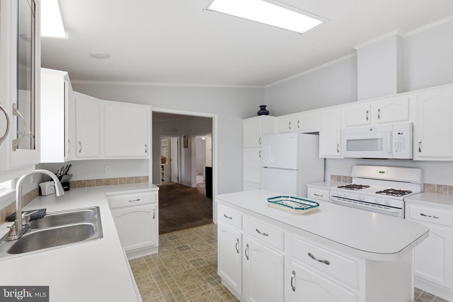 610 Audrey Dr #610 Property Photo 17