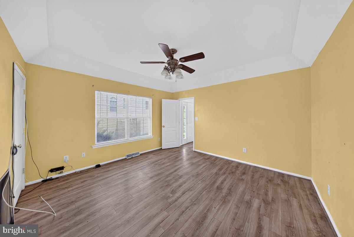 416 Worchester Dr Property Photo 31