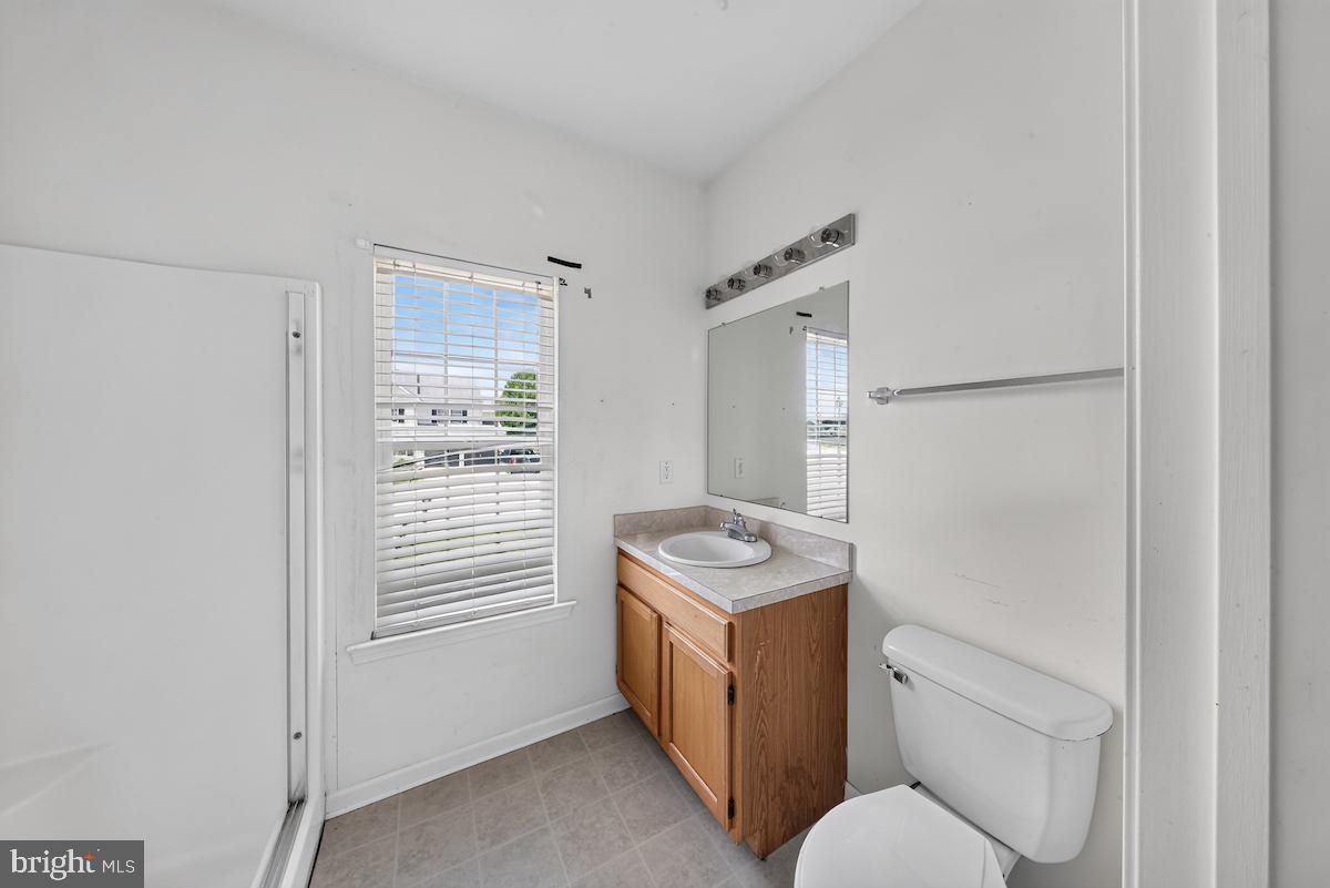 416 Worchester Dr Property Photo 32