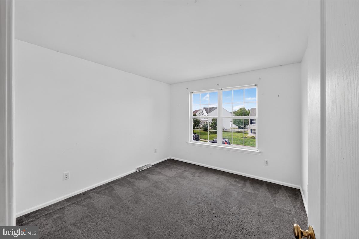 416 Worchester Dr Property Photo 40