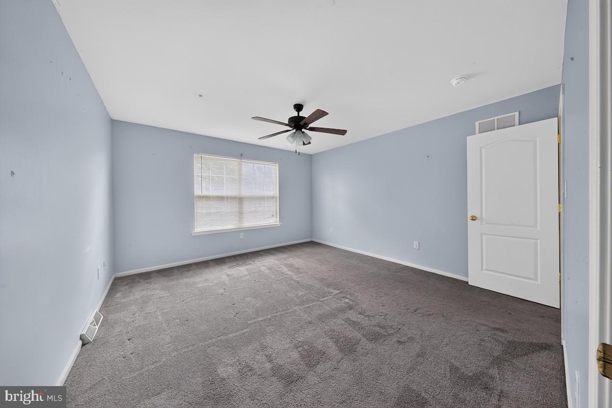 416 Worchester Dr Property Photo 58