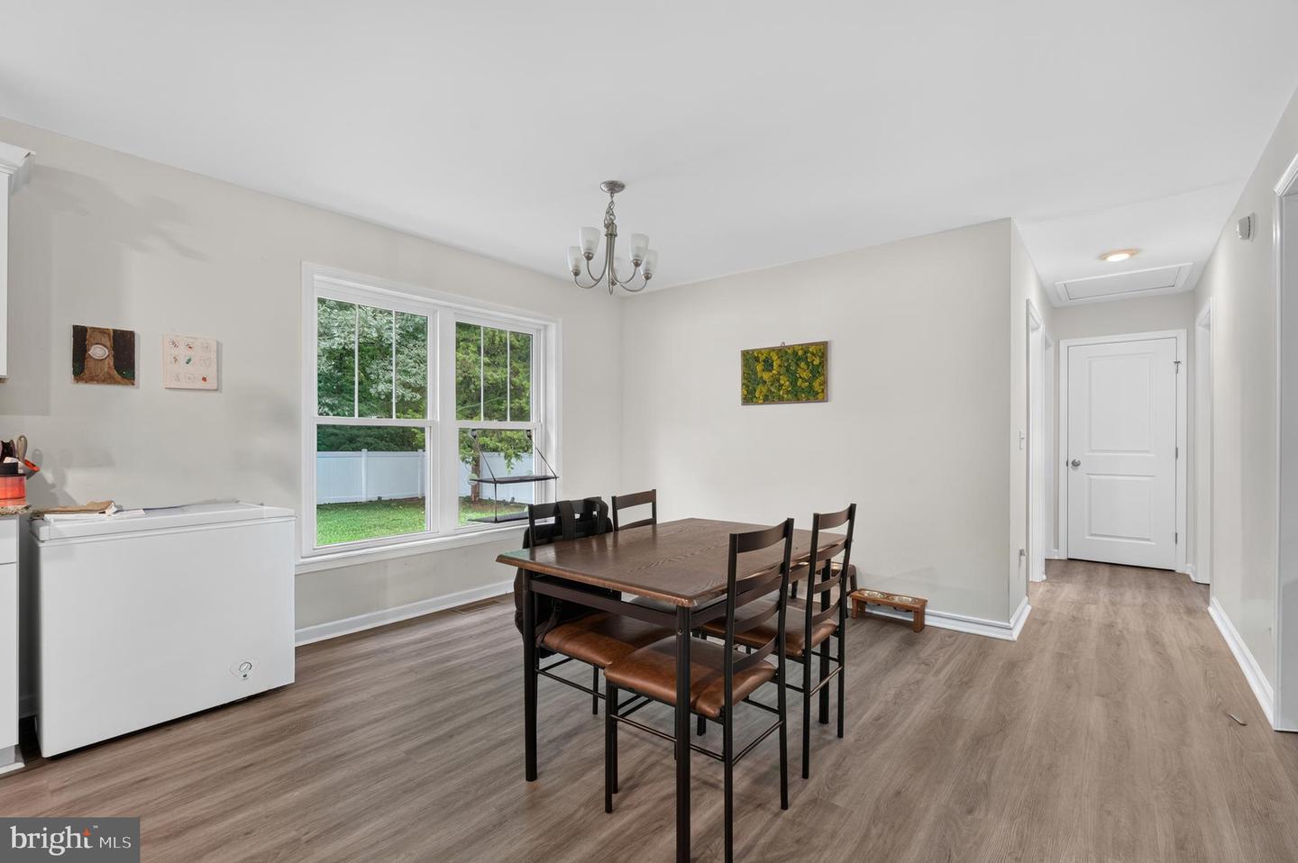 210 S Governors Blvd Property Photo 14