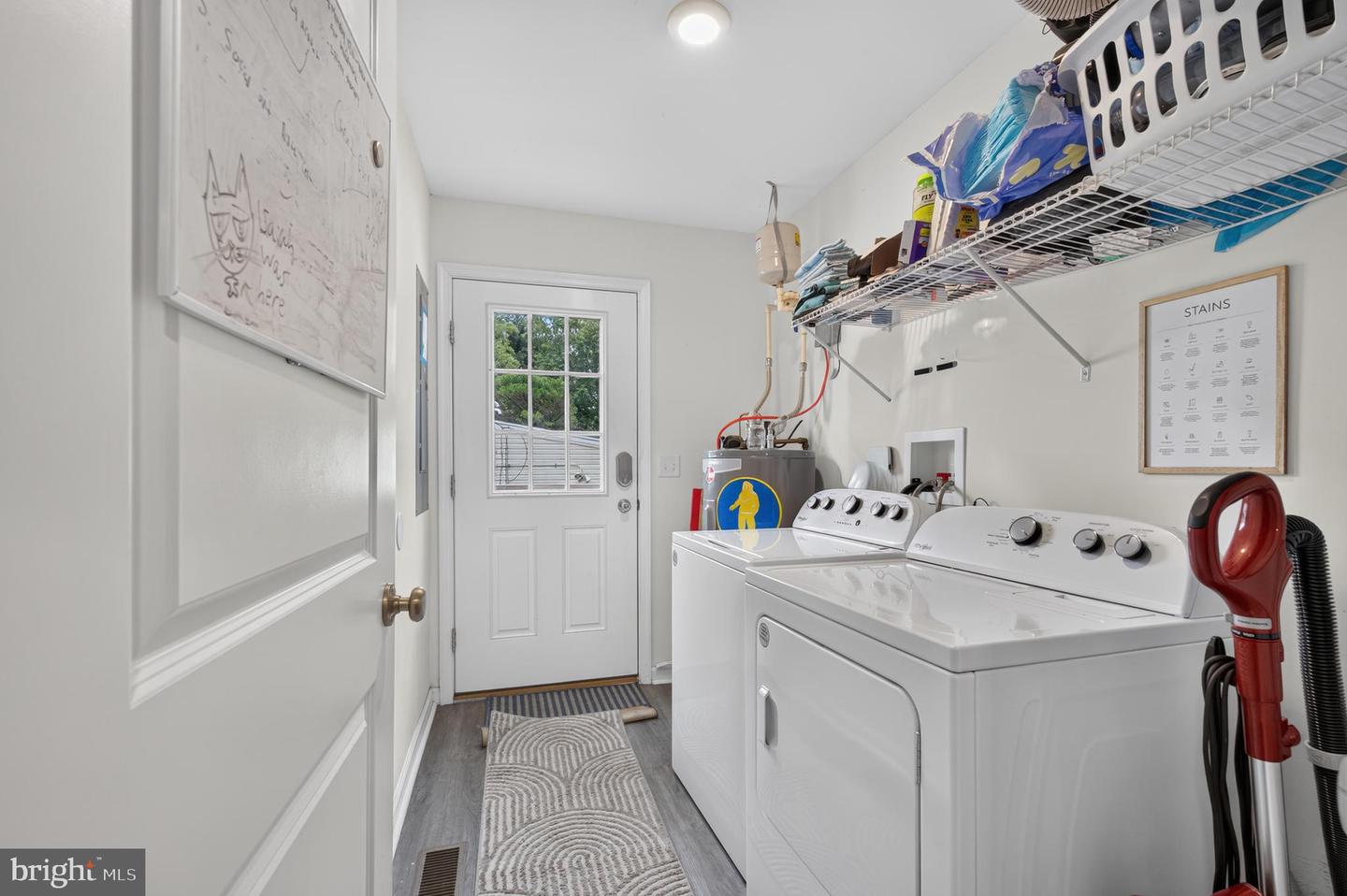 210 S Governors Blvd Property Photo 25