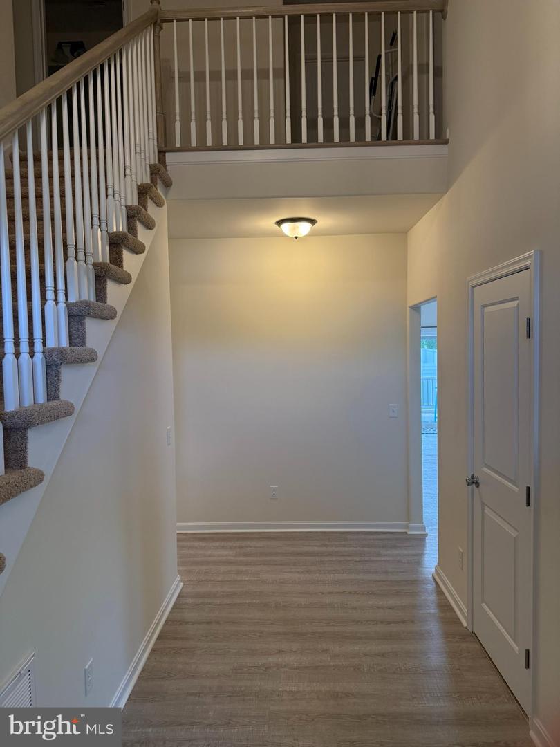 75 Rocky Spring Ct Property Photo 8