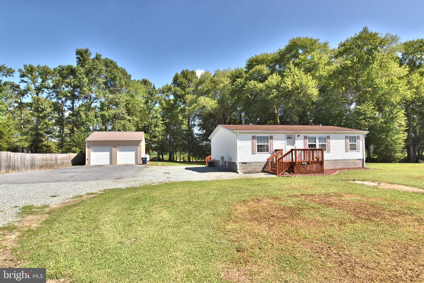 1655 Hickman Rd Property Photo 3