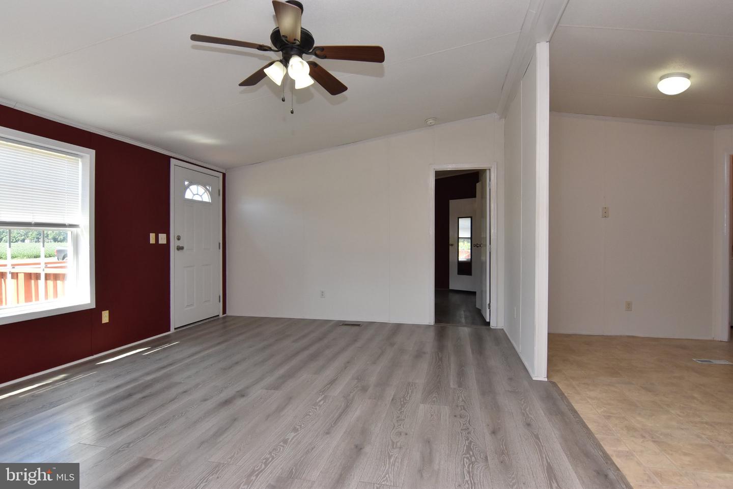1655 Hickman Rd Property Photo 8