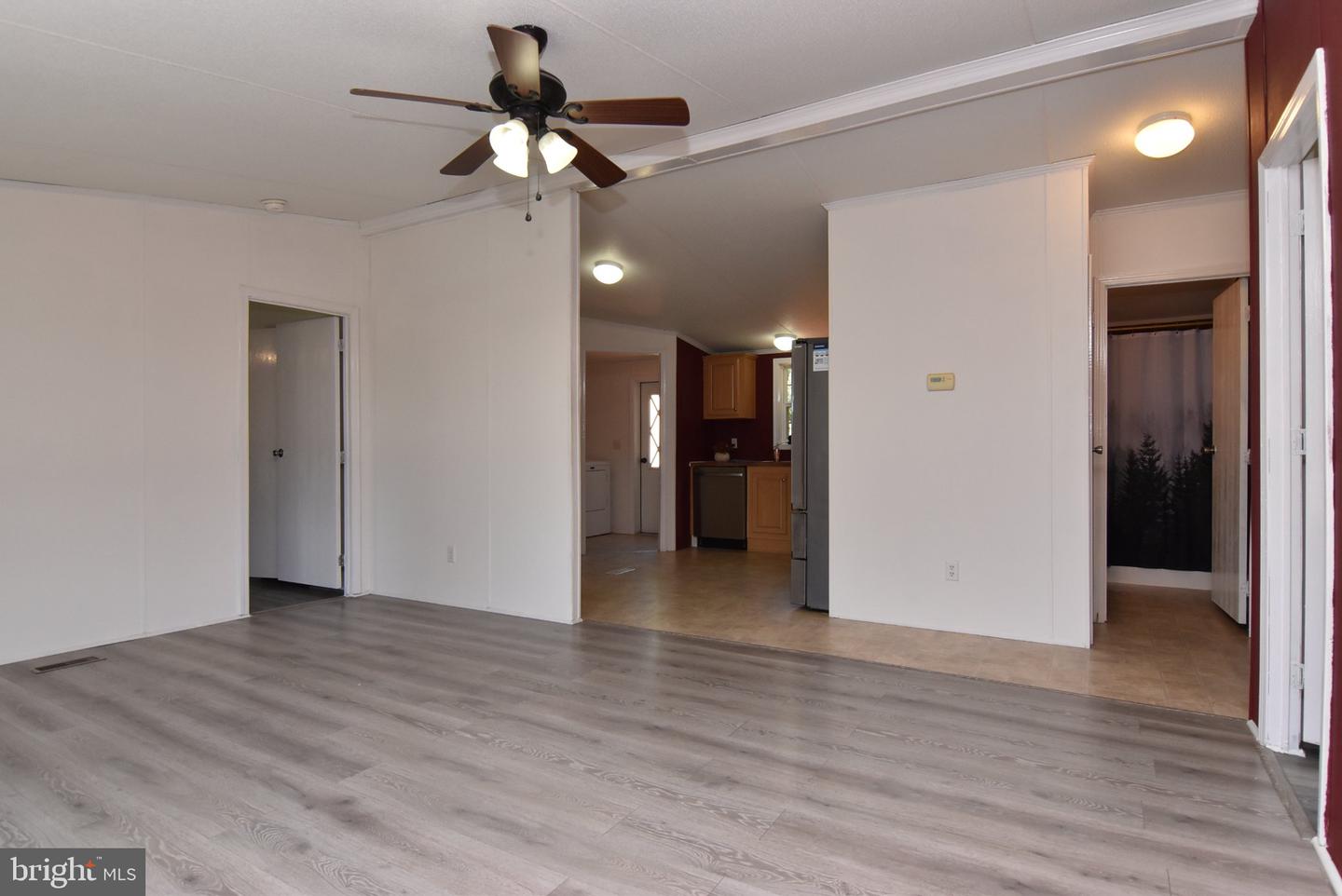 1655 Hickman Rd Property Photo 9