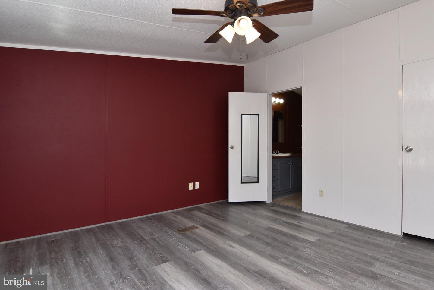 1655 Hickman Rd Property Photo 16