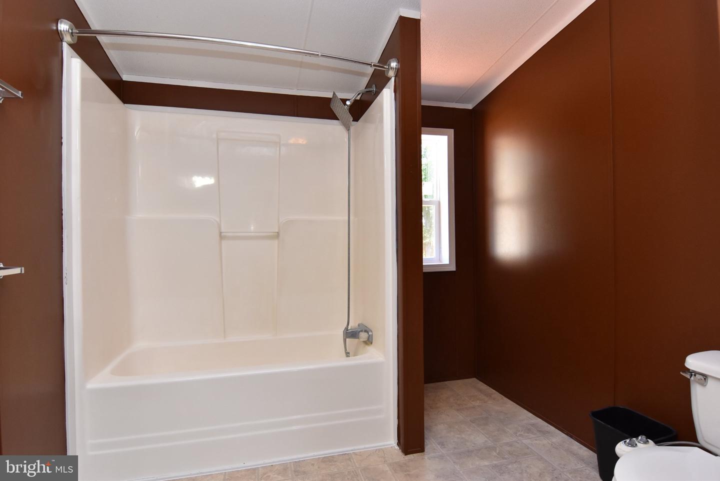 1655 Hickman Rd Property Photo 18