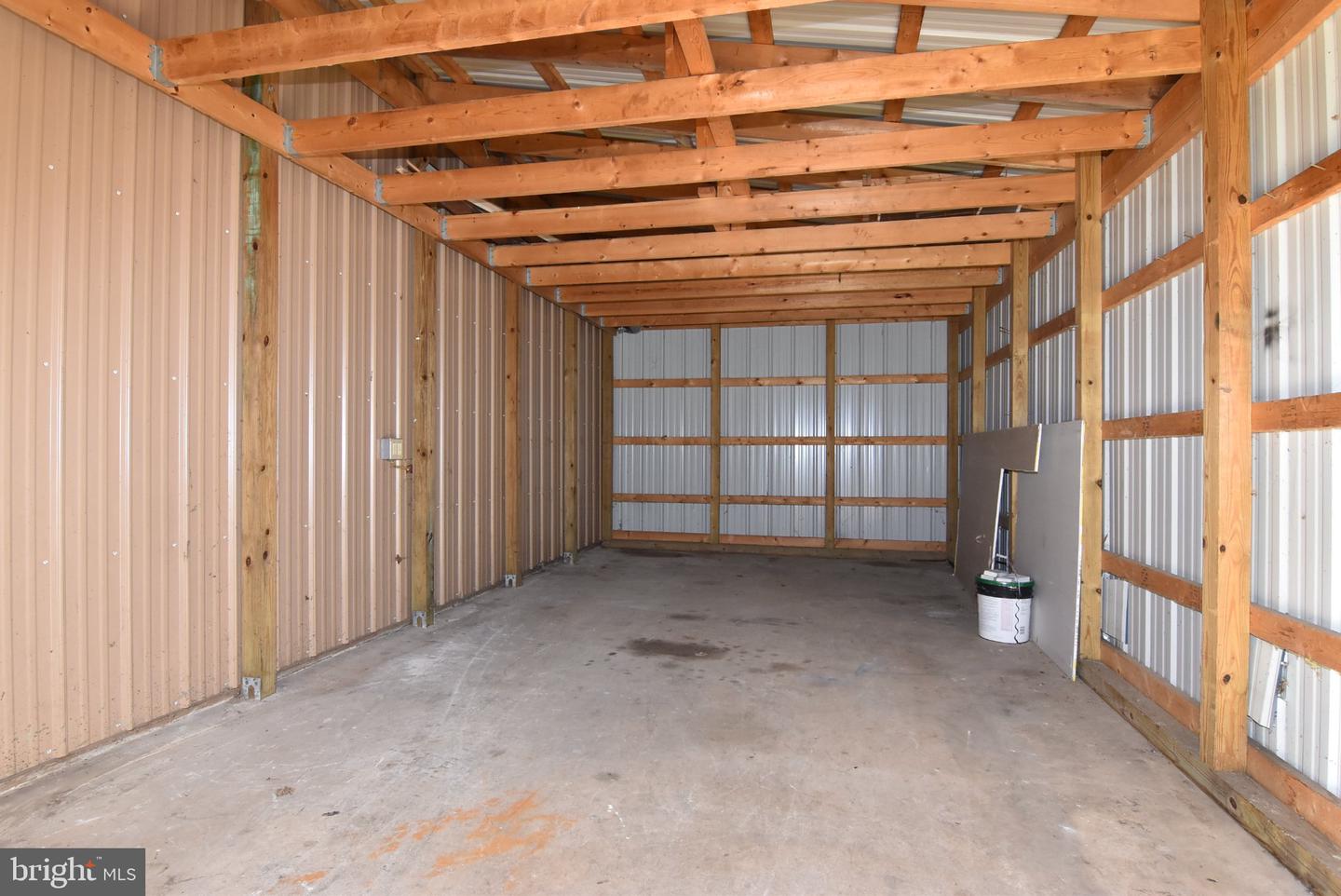 1655 Hickman Rd Property Photo 32