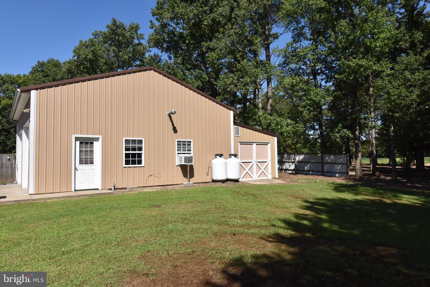 1655 Hickman Rd Property Photo 33