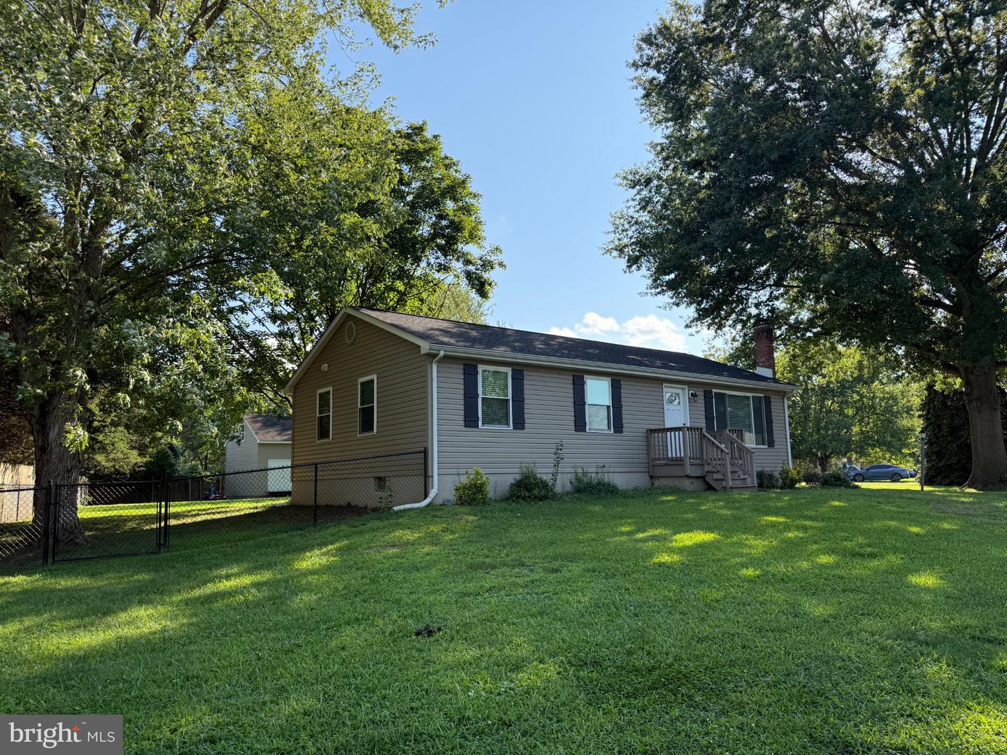76 Hackberry Dr Property Photo 2