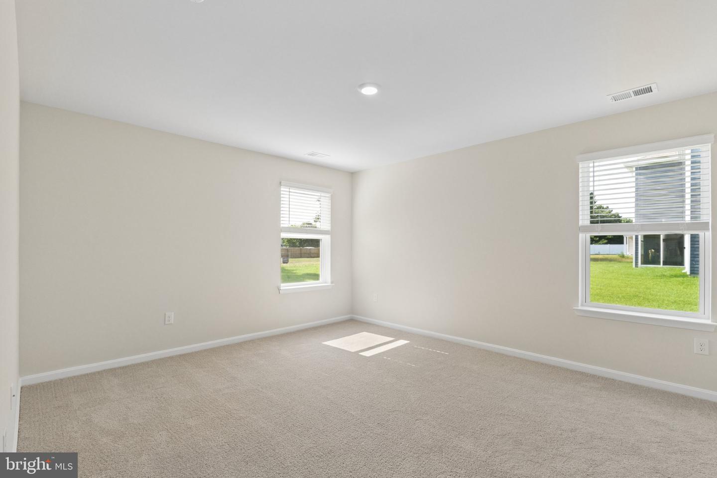 378 Remington Dr Property Photo 24