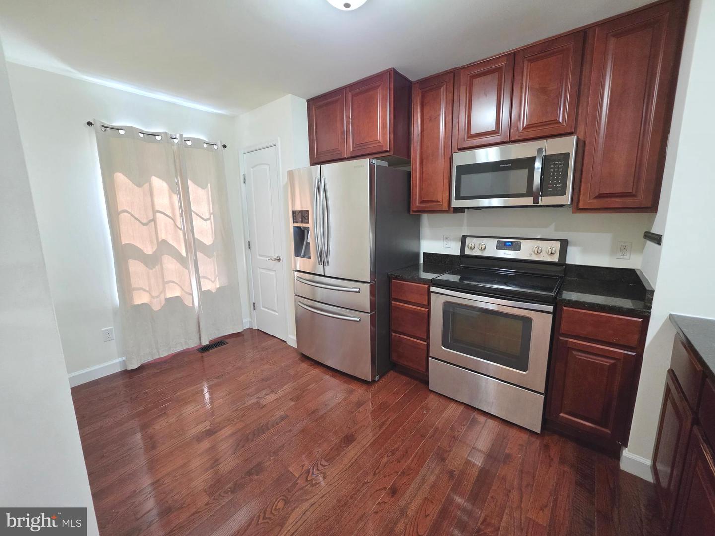 143 Medal Way Property Photo 6