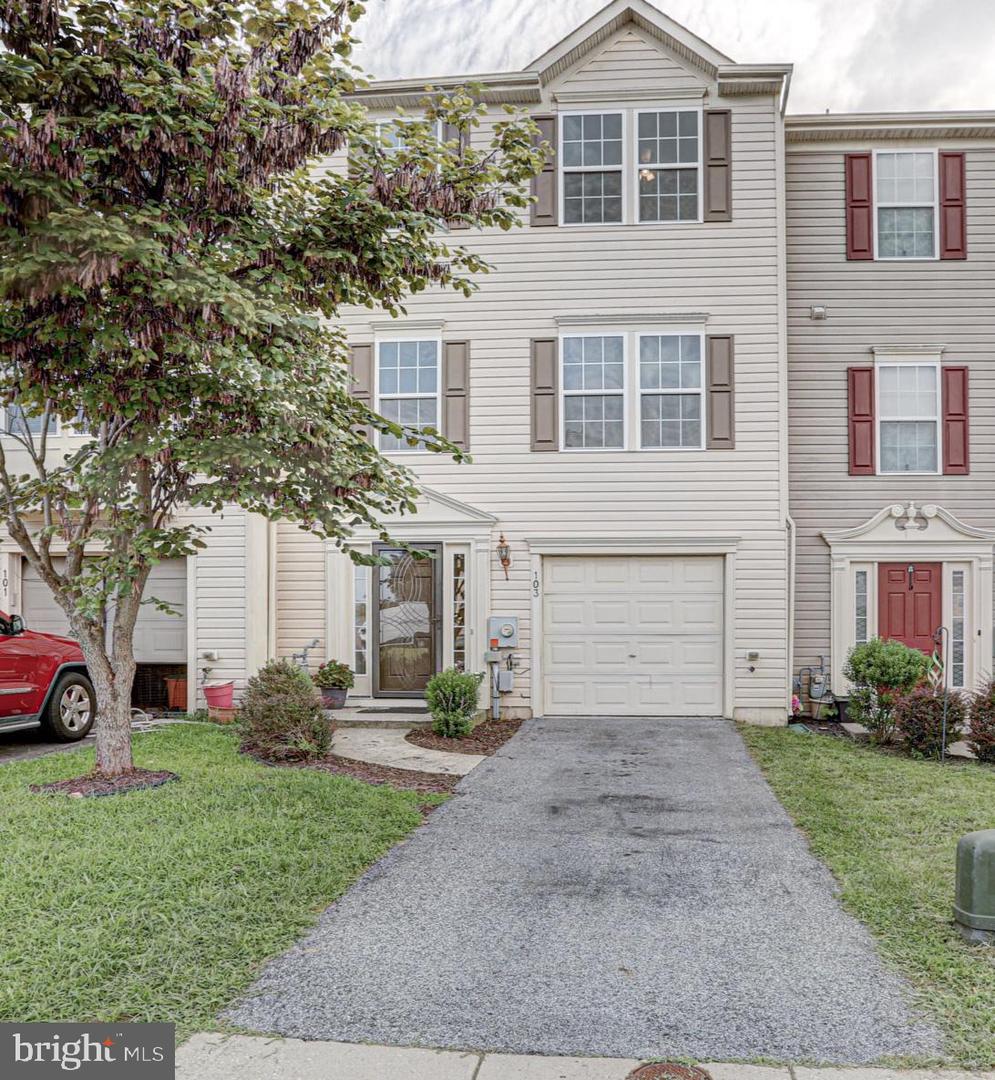 103 SUMMER DR