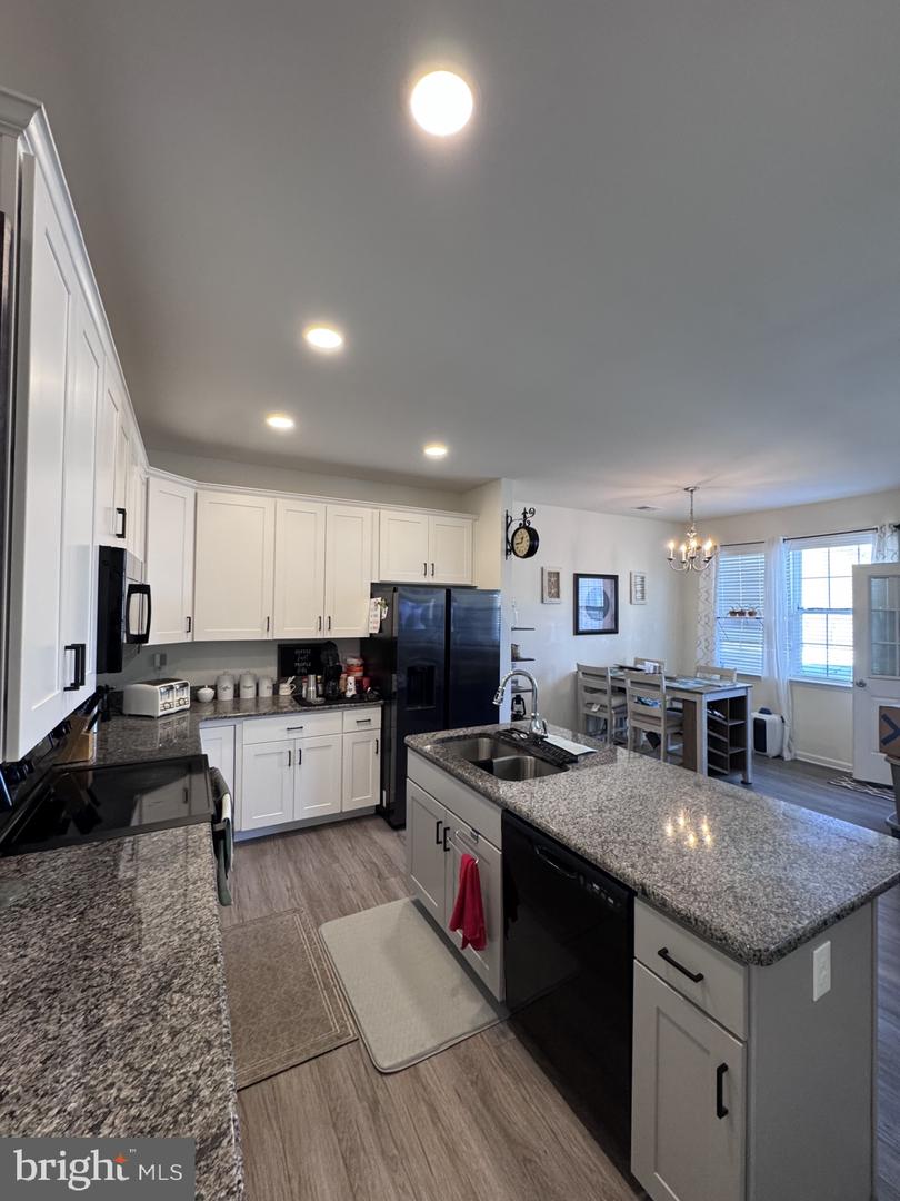 249 Tea Party Trl Property Photo 6
