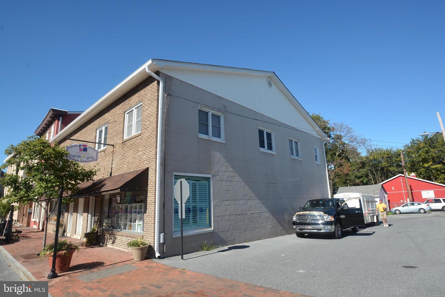 16 S Main St #a Property Photo 1
