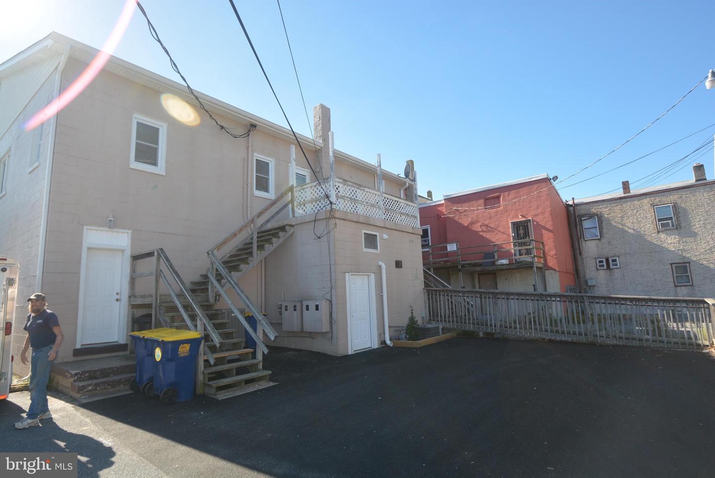 16 S Main St #a Property Photo 10