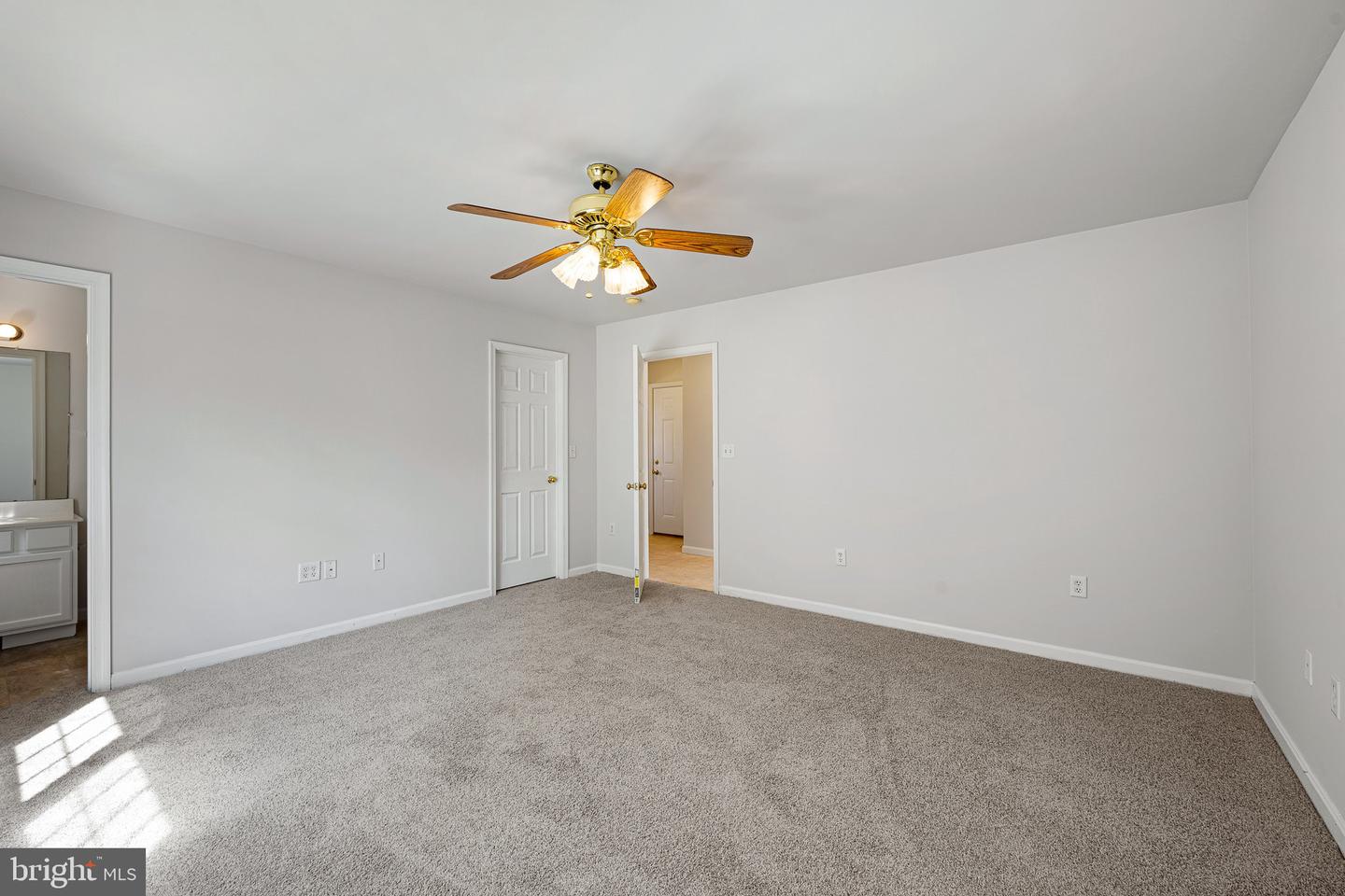 405 Center St Ext Property Photo 27