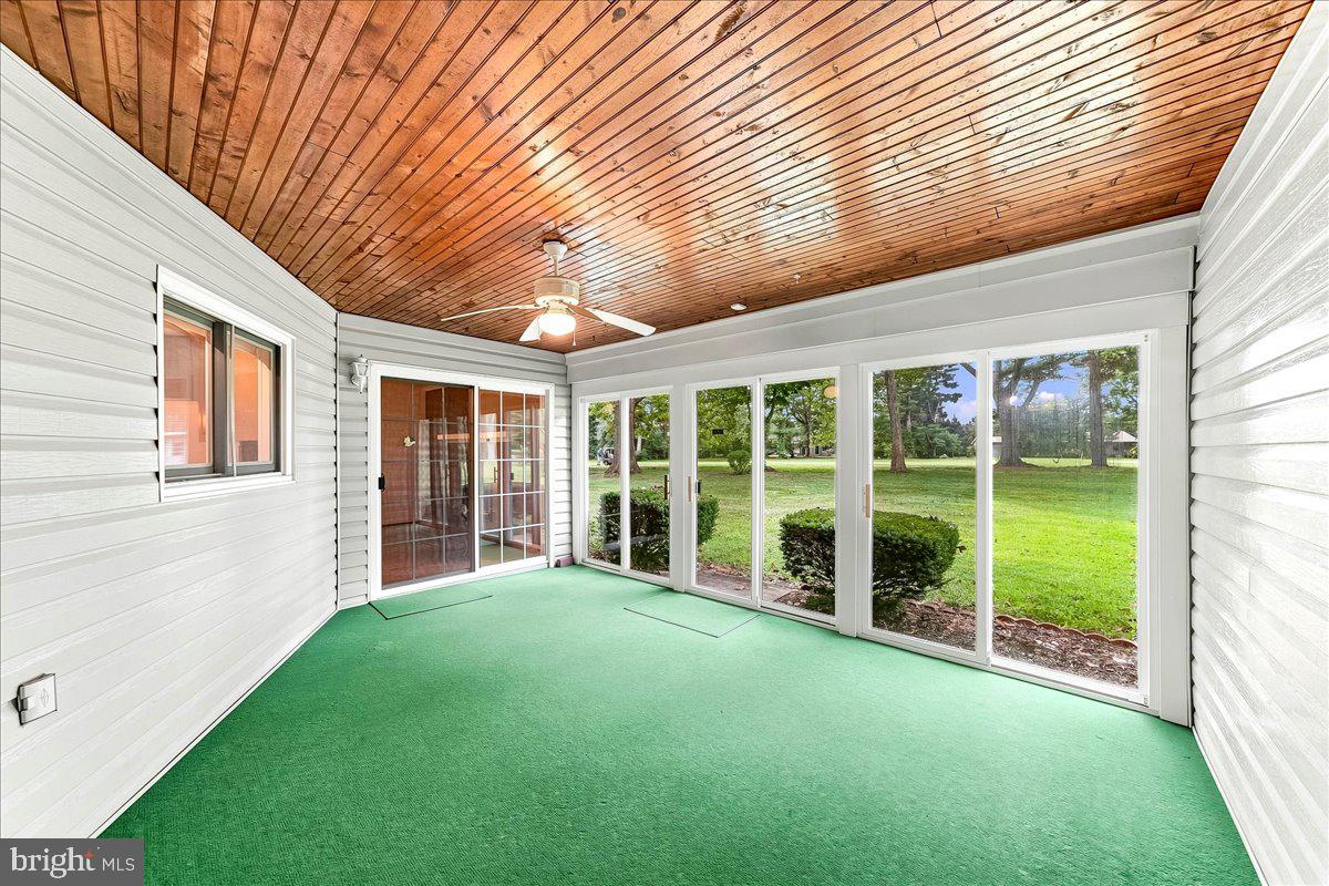 1 W Fairways Cir Property Photo 13