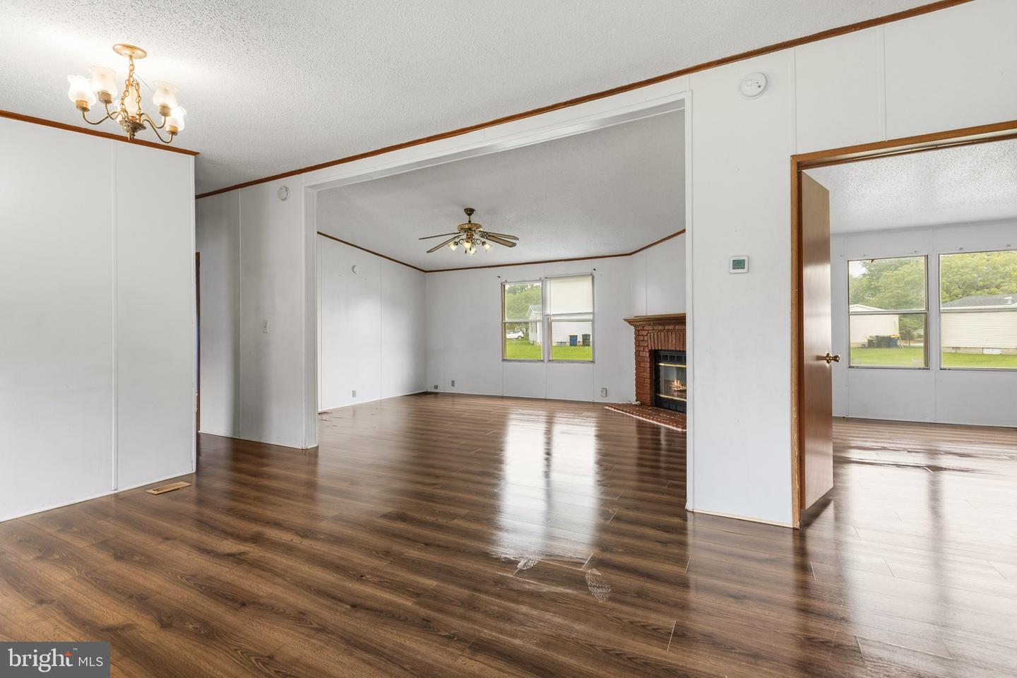 202 Persimmon Cir Property Photo 4